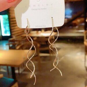 S Shape Earrings GOLD (76)